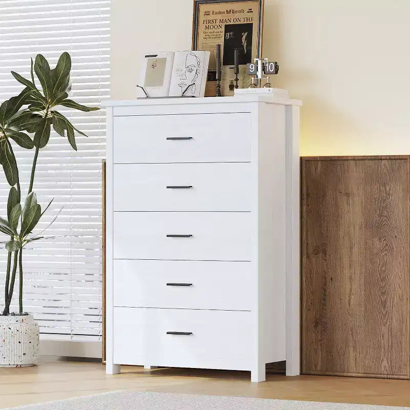 5-Schubladen-Kommode im Retro-Landhausstil mit einfacher Schnallenmontage, leichtgängigen Schubladen, sichere Aufbewahrung für das Schlafzimmer