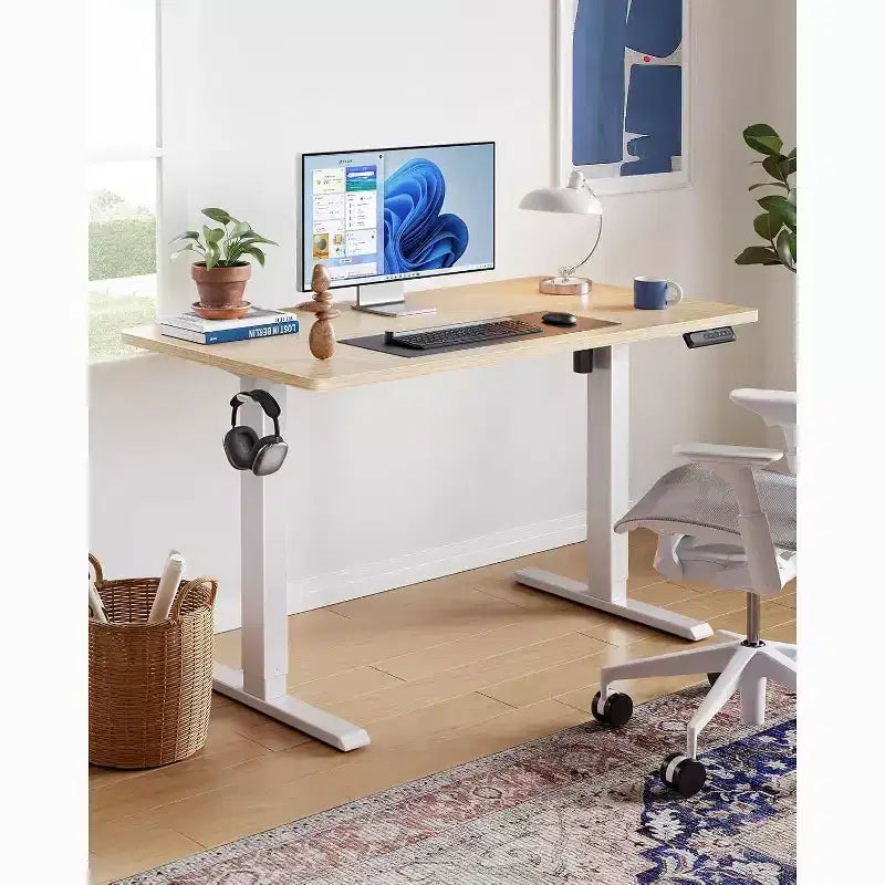 40x24 elektrischer Stehschreibtisch, höhenverstellbar, 4 Speicherplätze, Kopfhörerhaken & Kabelmanager für das Home Office