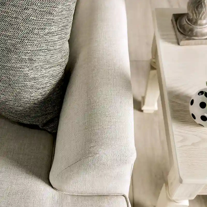 Ilka Übergangs-Chenille Ecksofa mit ausgestellten Armlehnen von Furniture of America