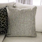 Ilka Übergangs-Chenille Ecksofa mit ausgestellten Armlehnen von Furniture of America