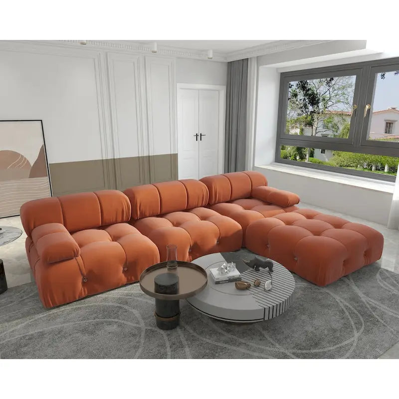 Modernes, großes modulares Sektionssofa mit orangefarbenem Samtbezug