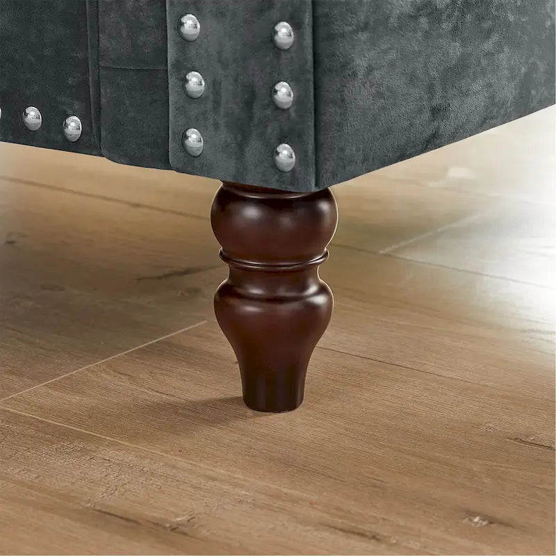 Chesterfield Ecksofa mit tiefer Knopfheftung, gerollten Armlehnen und L-Form
