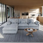 L-förmiges Sofa mit Leinenbezug, mehreren Kissen und Chaiselongue