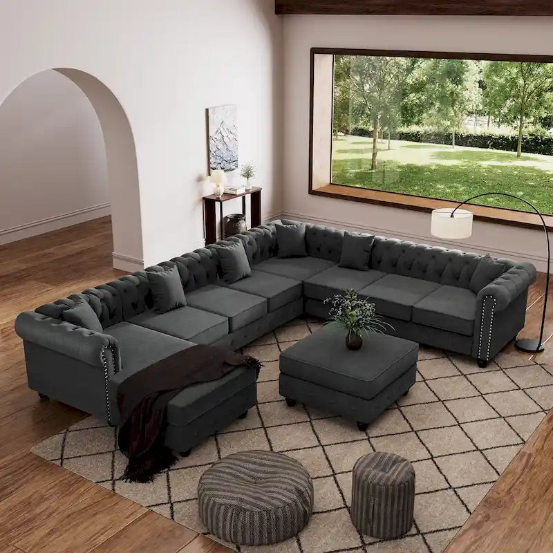 Chesterfield Ecksofa mit Ottoman und 6 Kissen U-förmiges Leinenstoffsofa mit Chaiselongue und Gummibaumholzbeinen für das Wohnzimmer