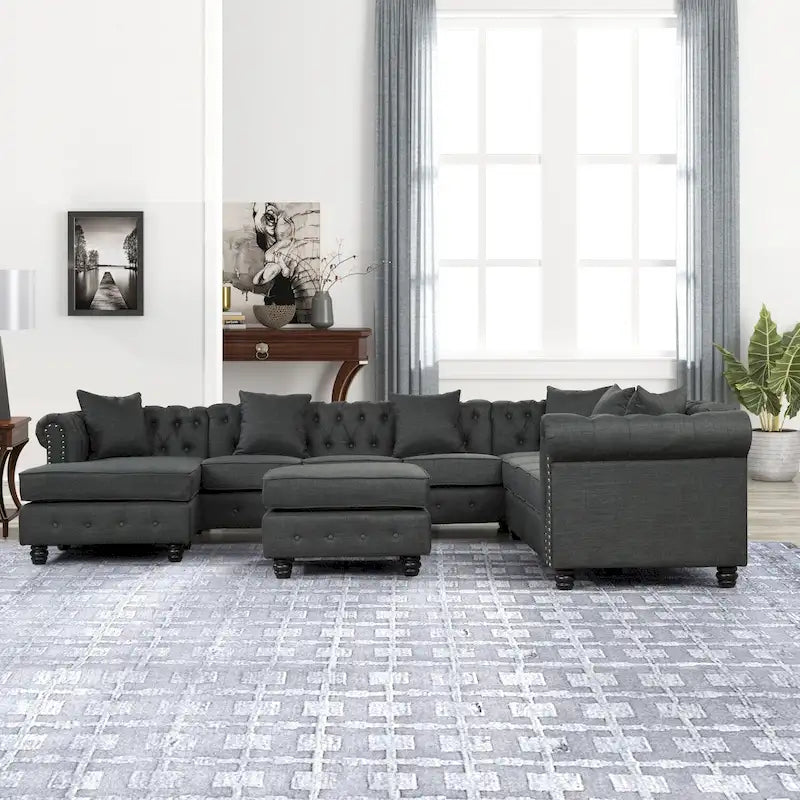 Chesterfield Ecksofa mit Ottoman und 6 Kissen U-förmiges Leinenstoffsofa mit Chaiselongue und Gummibaumholzbeinen für das Wohnzimmer