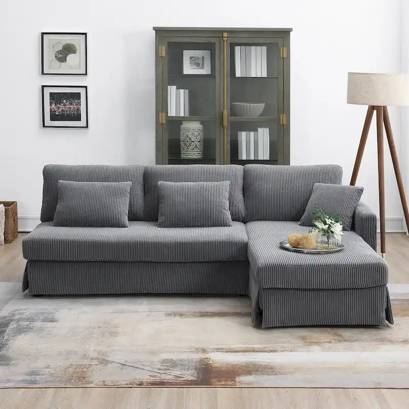 Modernes 4-Sitzer Ecksofa mit umstellbarer Récamiere und Kissen